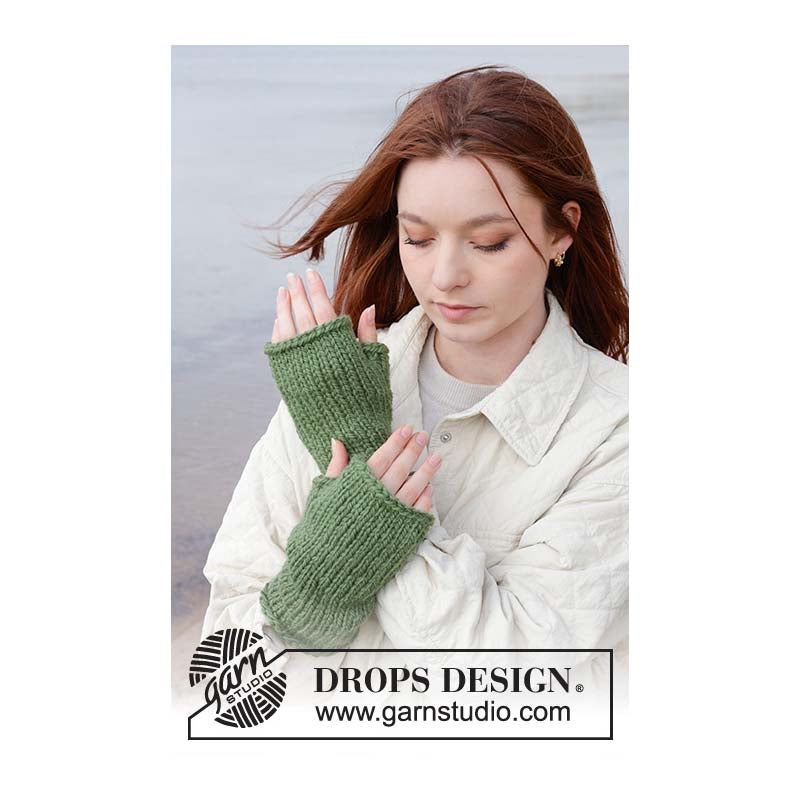 Drops - Irish Lass Wrist Warmers - FREE Knitting Pattern (PDF Download)