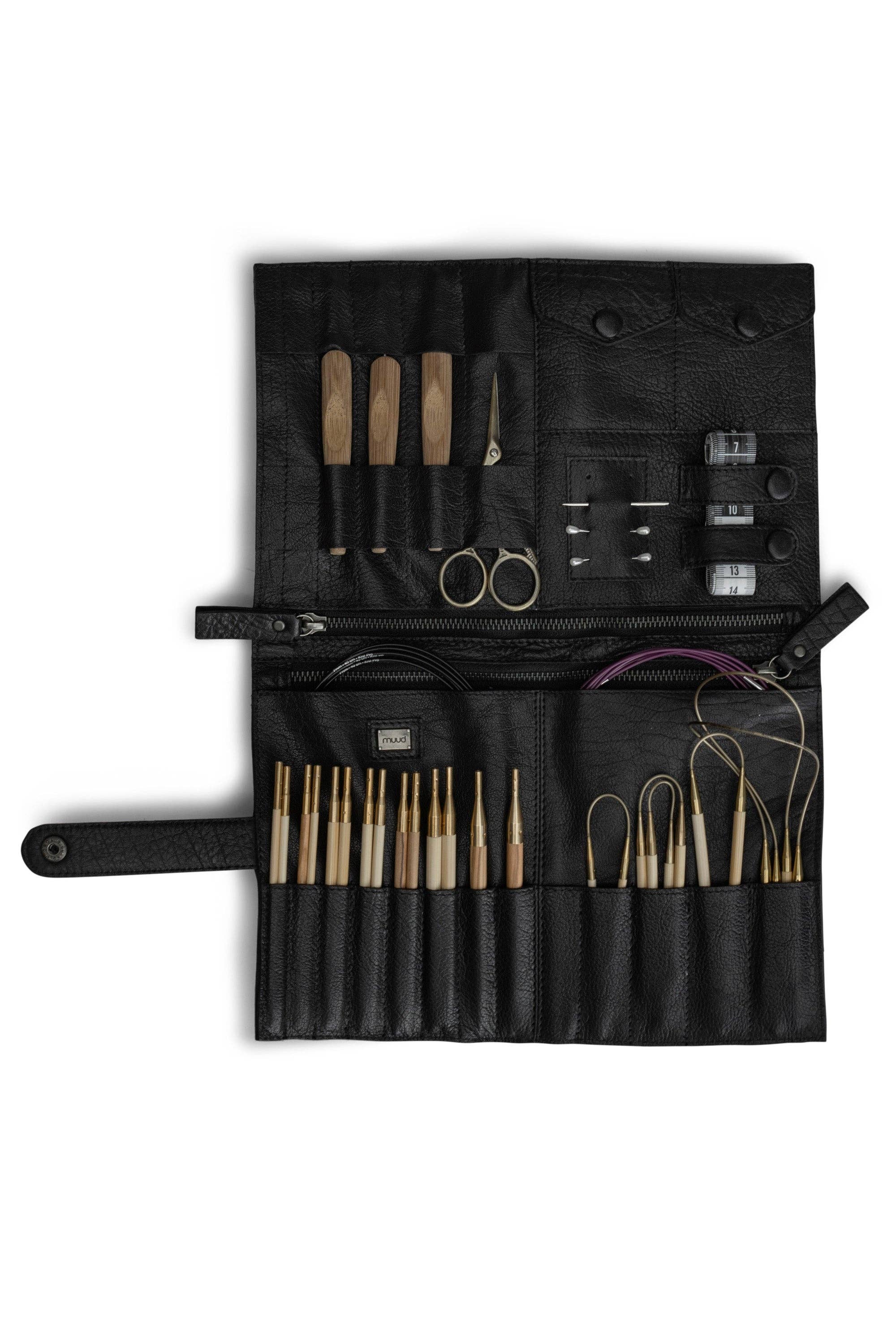 muud  Billie Etui -Leather case for crochet hooks and knitting needles