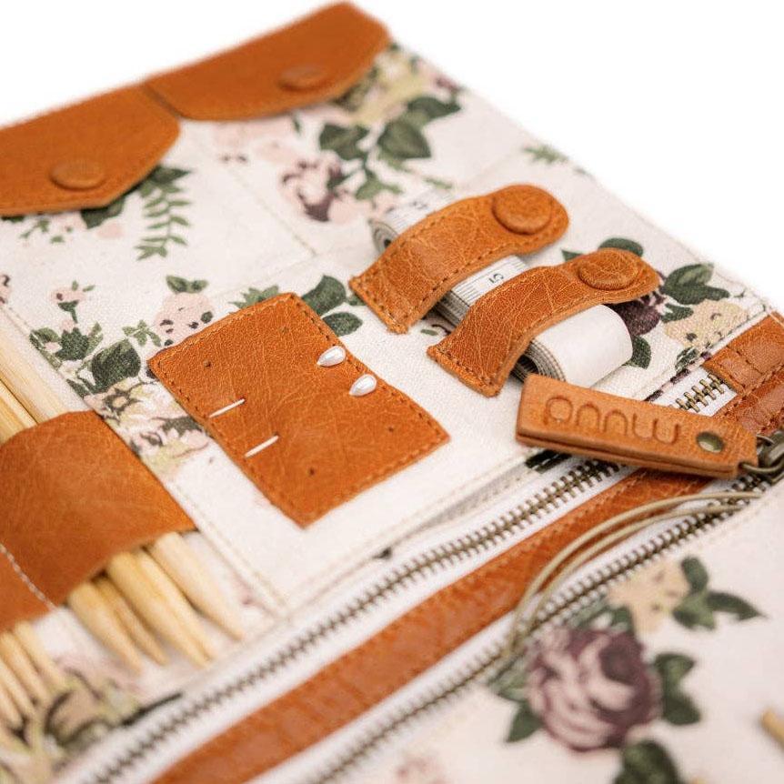muud Billie Etui - Canvas case for Needles & Hooks