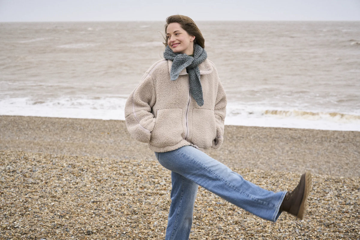The Bramble & Fleece Hazel Scarf, a moss stitch neckerchief in Sheepsoft Fibreknit