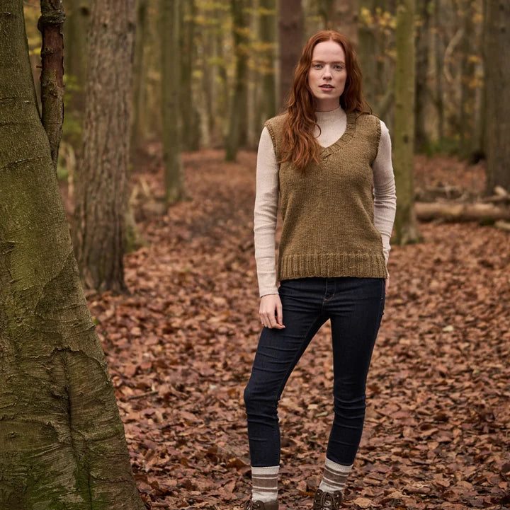 The Bramble & Fleece York Tank, a V-neck slipover in Sheepsoft DK held double