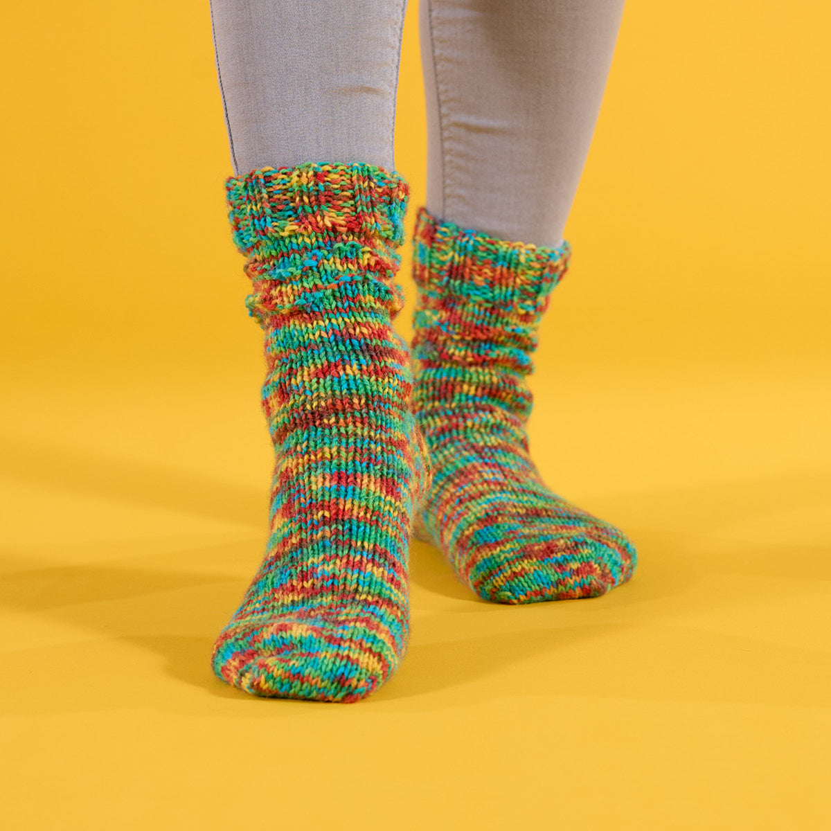 WYS Sound Waves - Sock Knitting Pattern (FREE PDF download)