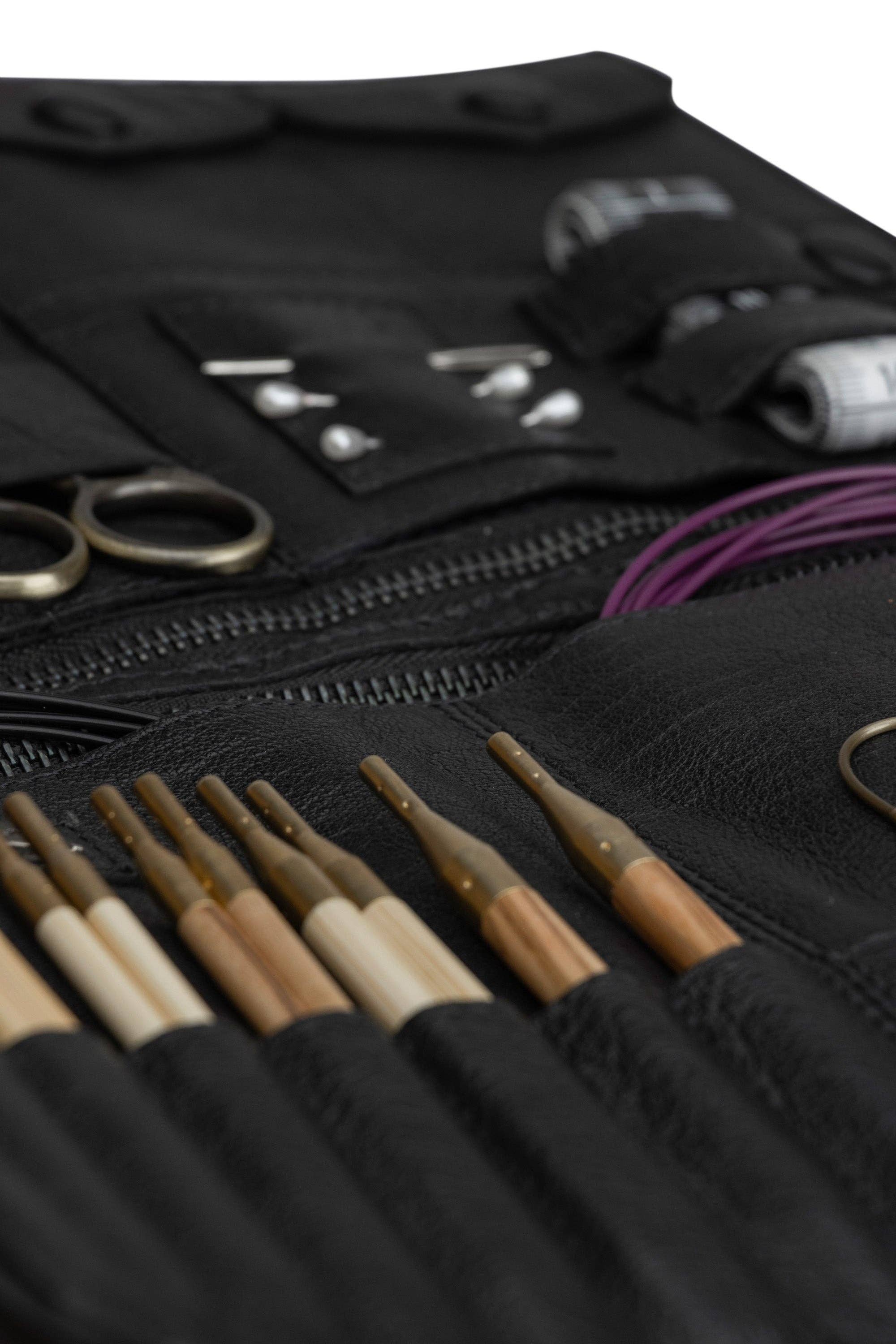 muud Billie Etui -Leather case for crochet hooks and knitting needles