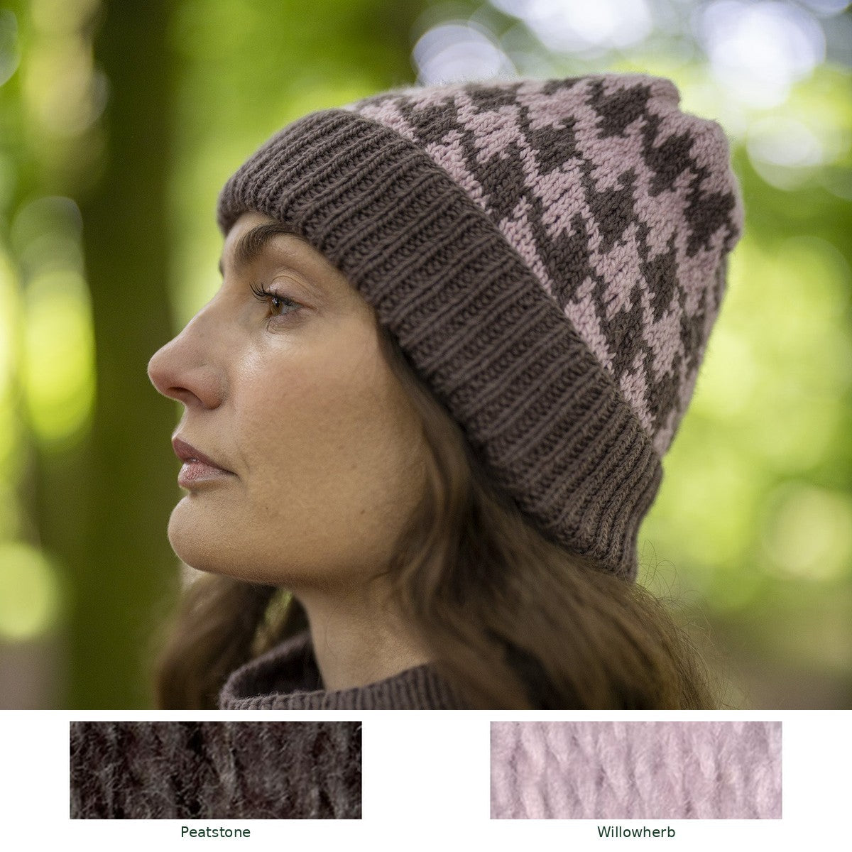 Eglinton Houndstooth Beanie knitting kit in Peatstone and Willowherb, with both yarn shades shown