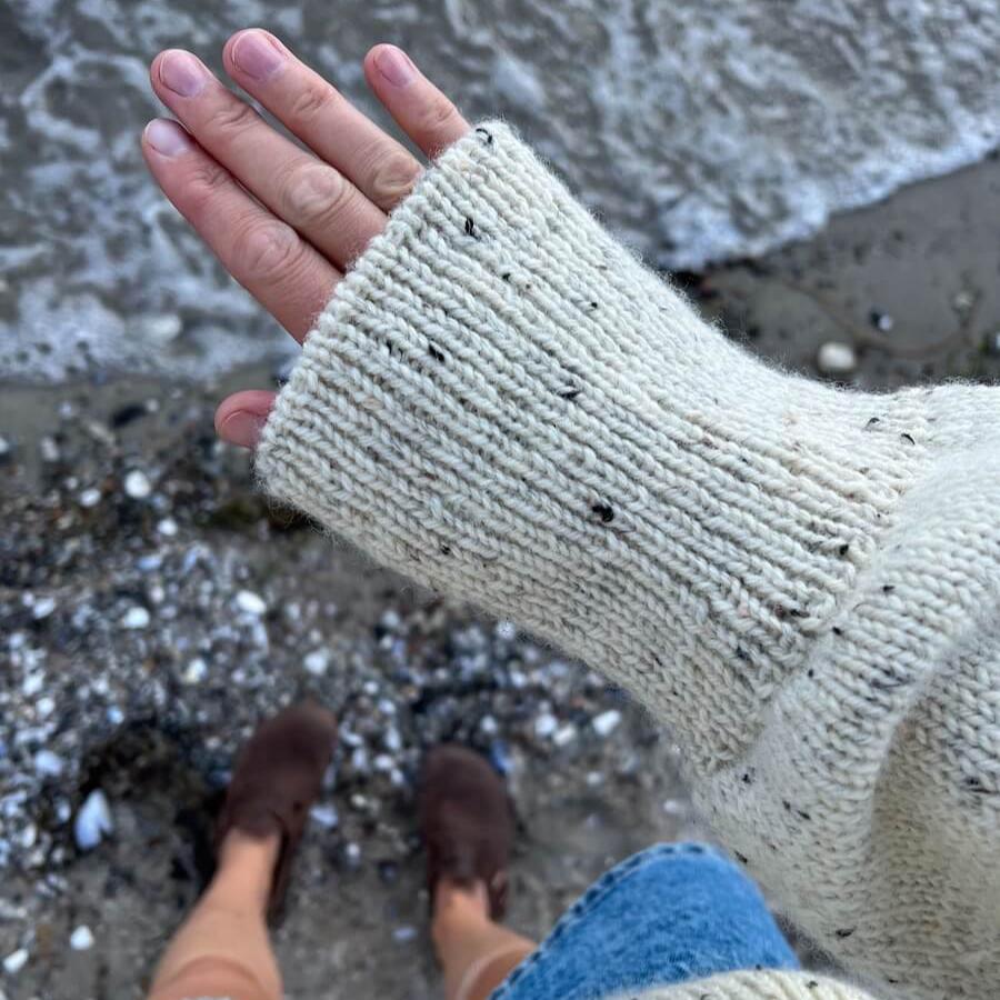 PetiteKnit Louvre Sweater Knitting Kit in WYS Wool Revival