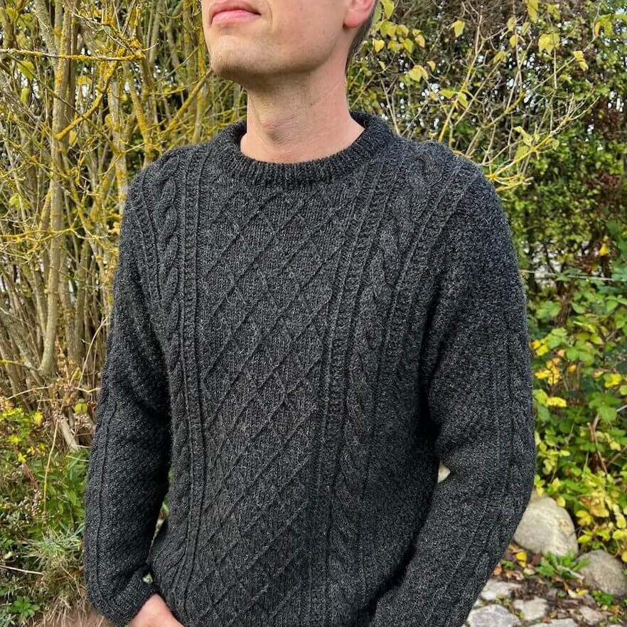 PetiteKnit Moby Sweater Man - Knitting Pattern