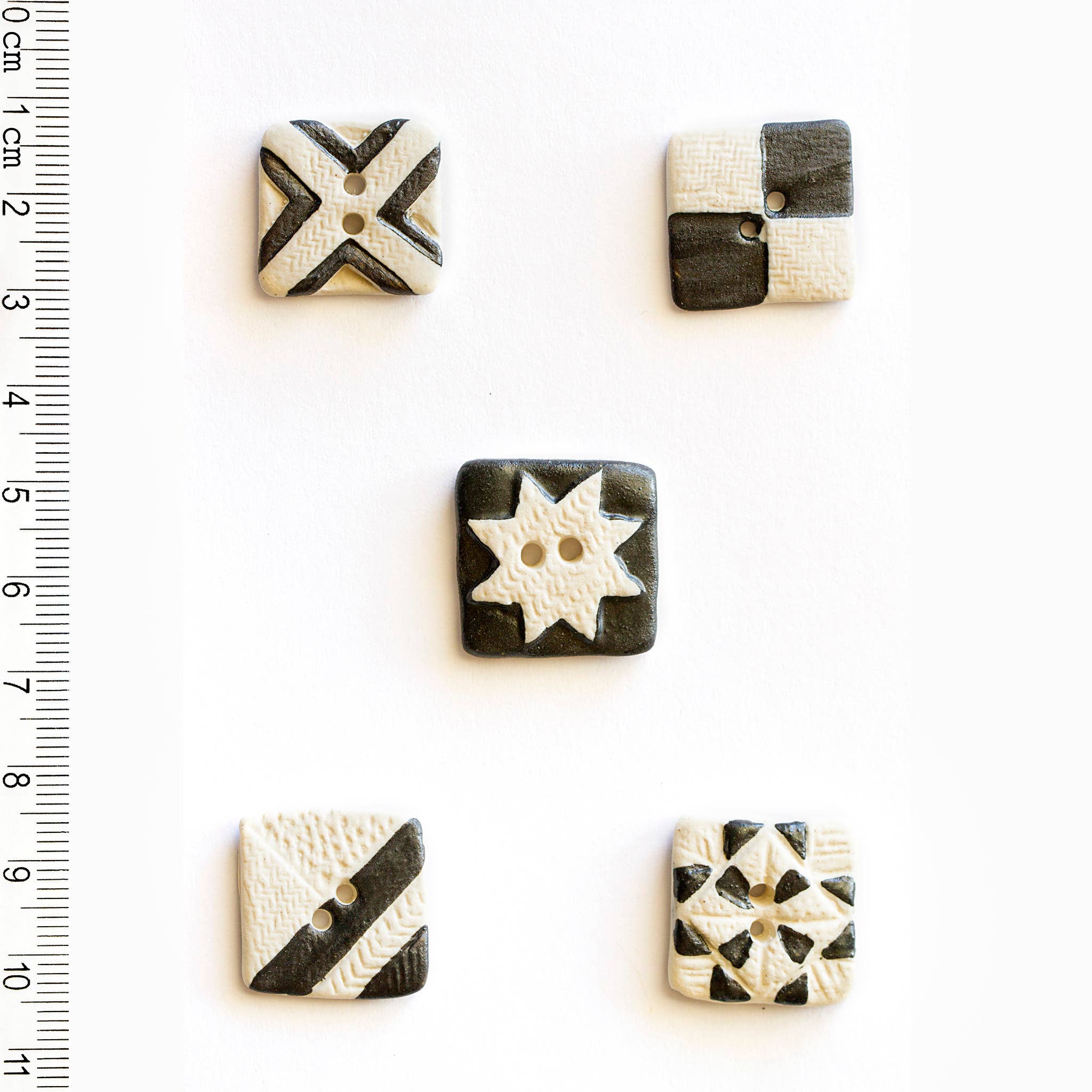 Incomparable Buttons - 5 Quilt Design Buttons
