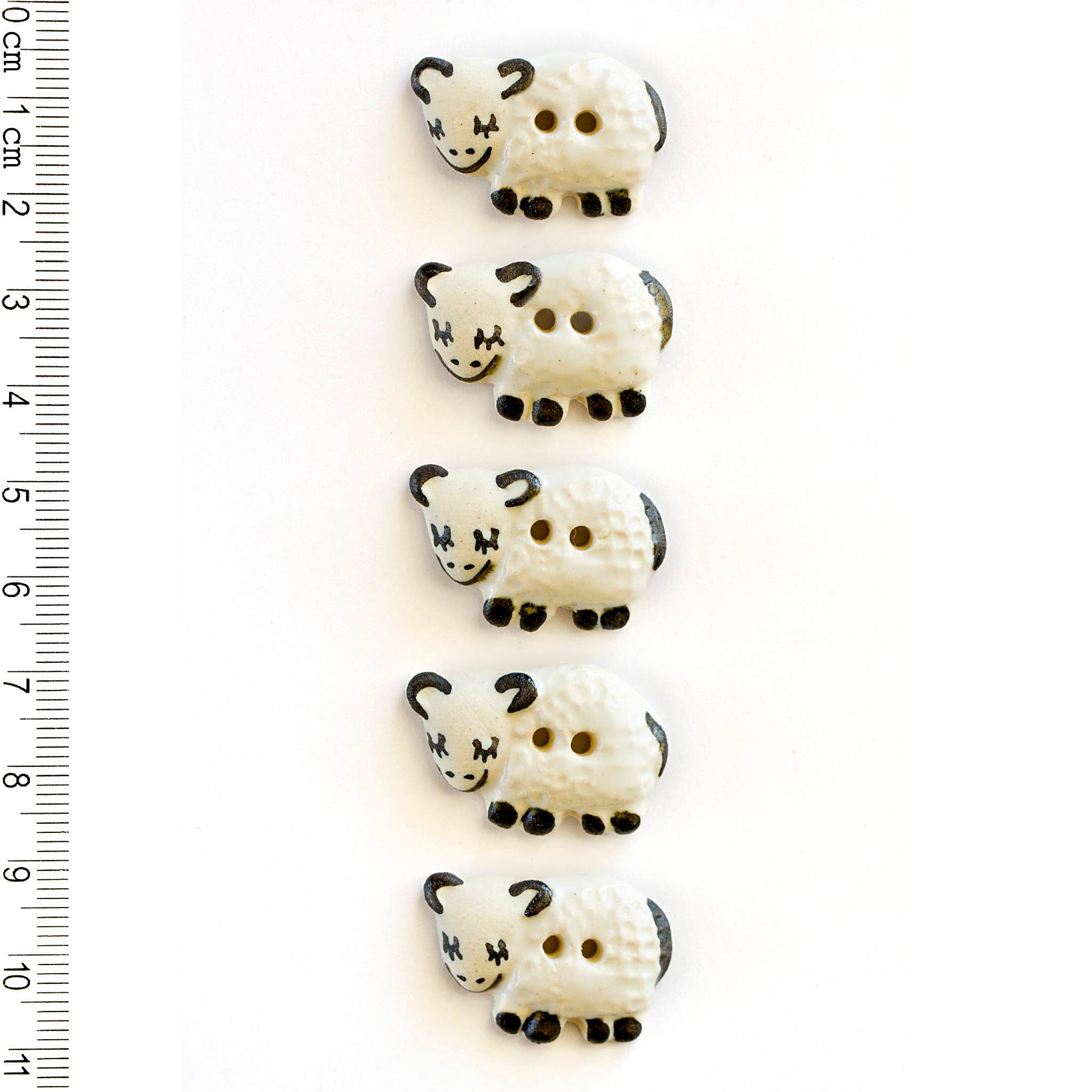 Unvergleichliche Knöpfe - 5 Smiley-Schaf-Knöpfe