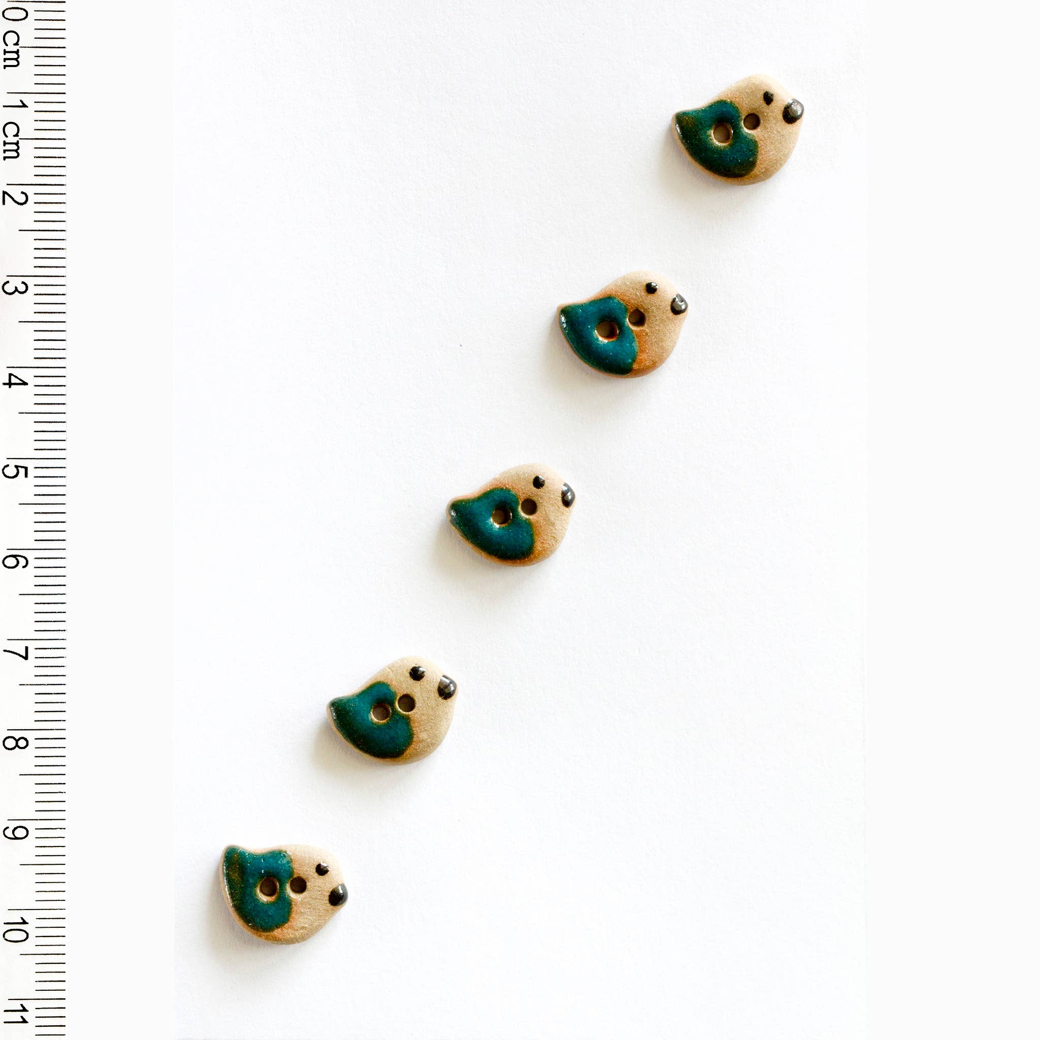 Incomparable Buttons - 5 Green Bird Buttons