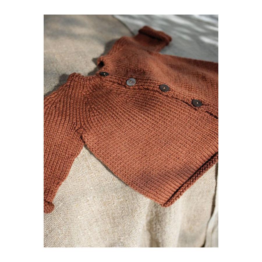 Bloom at Rowan – Baby-Strickset „Little Lamb“ Strickjacke