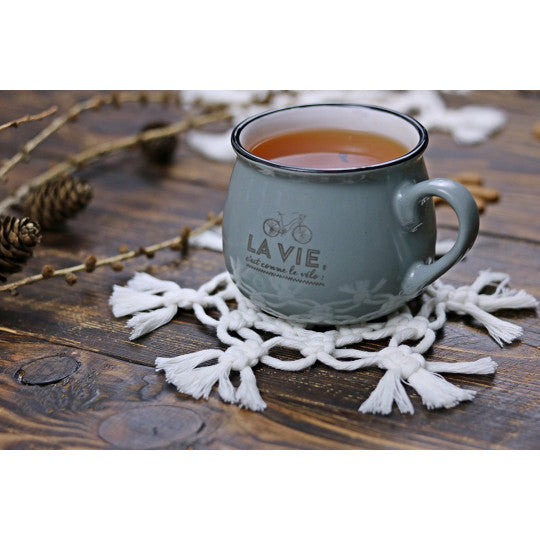 Macramé Snowflake (FREE PDF Download)