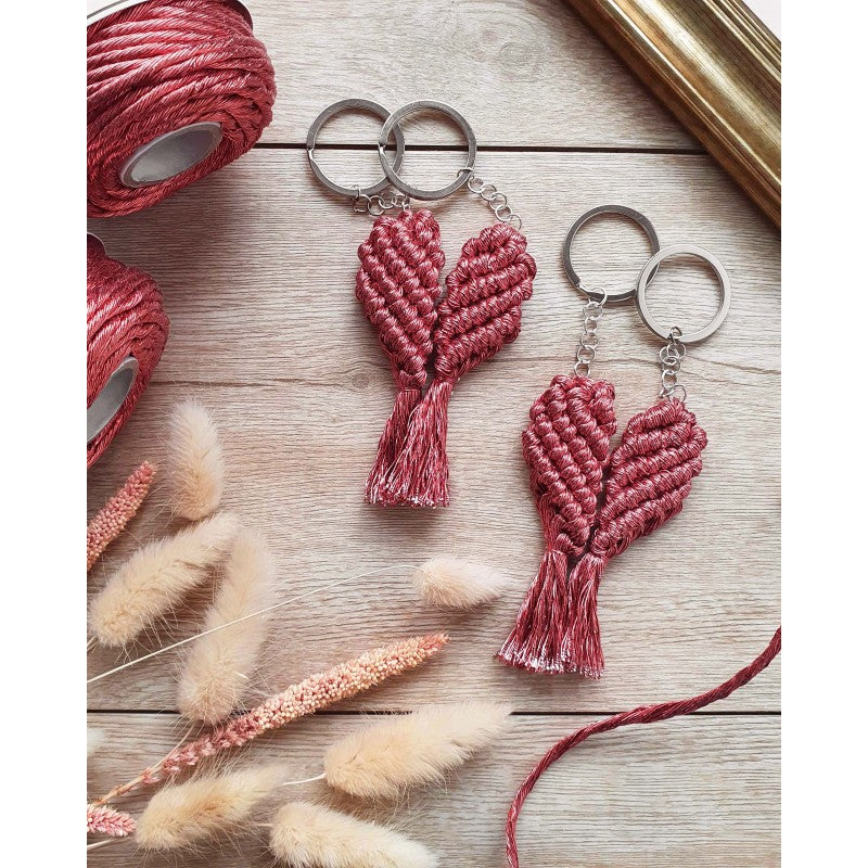 Macramé Valentine's Keychain (FREE PDF download)