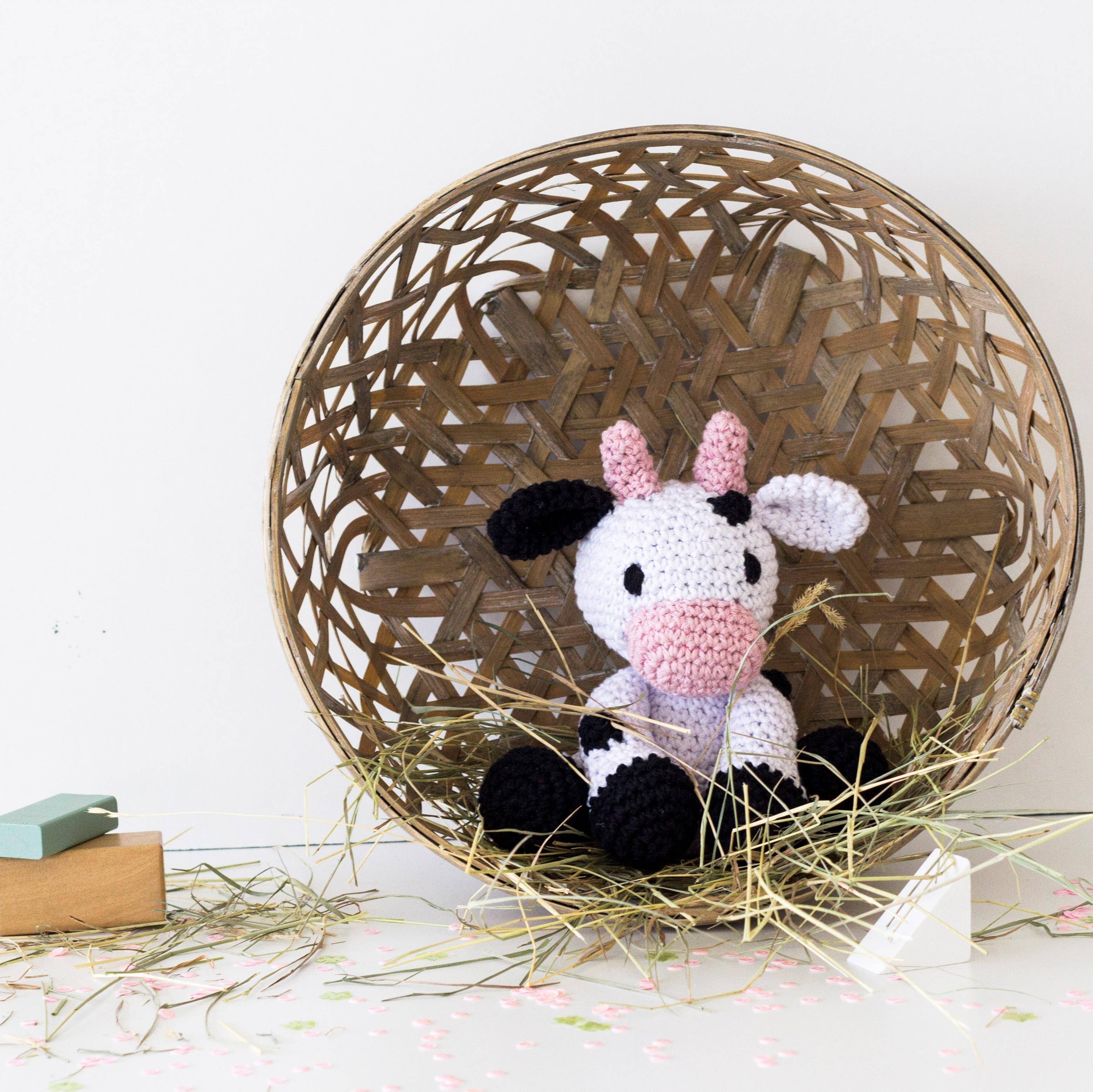 Hoooked - Kirby The Cow - Crochet Kit