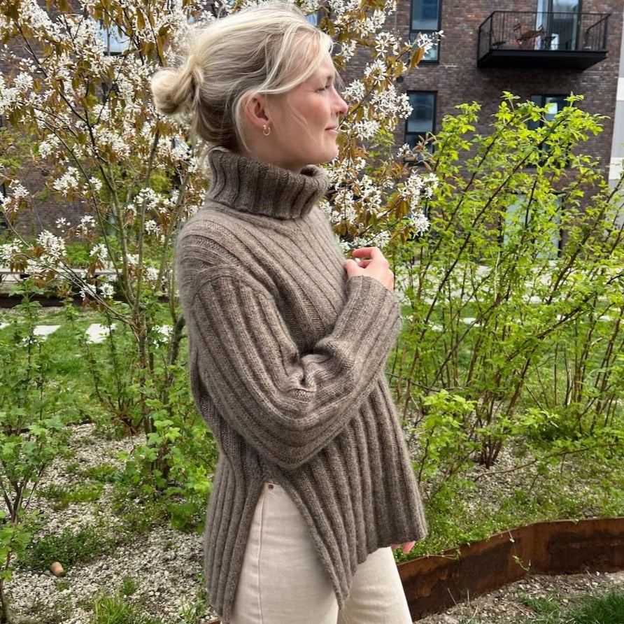 PetiteKnit Hazel Sweater - Knitting Pattern