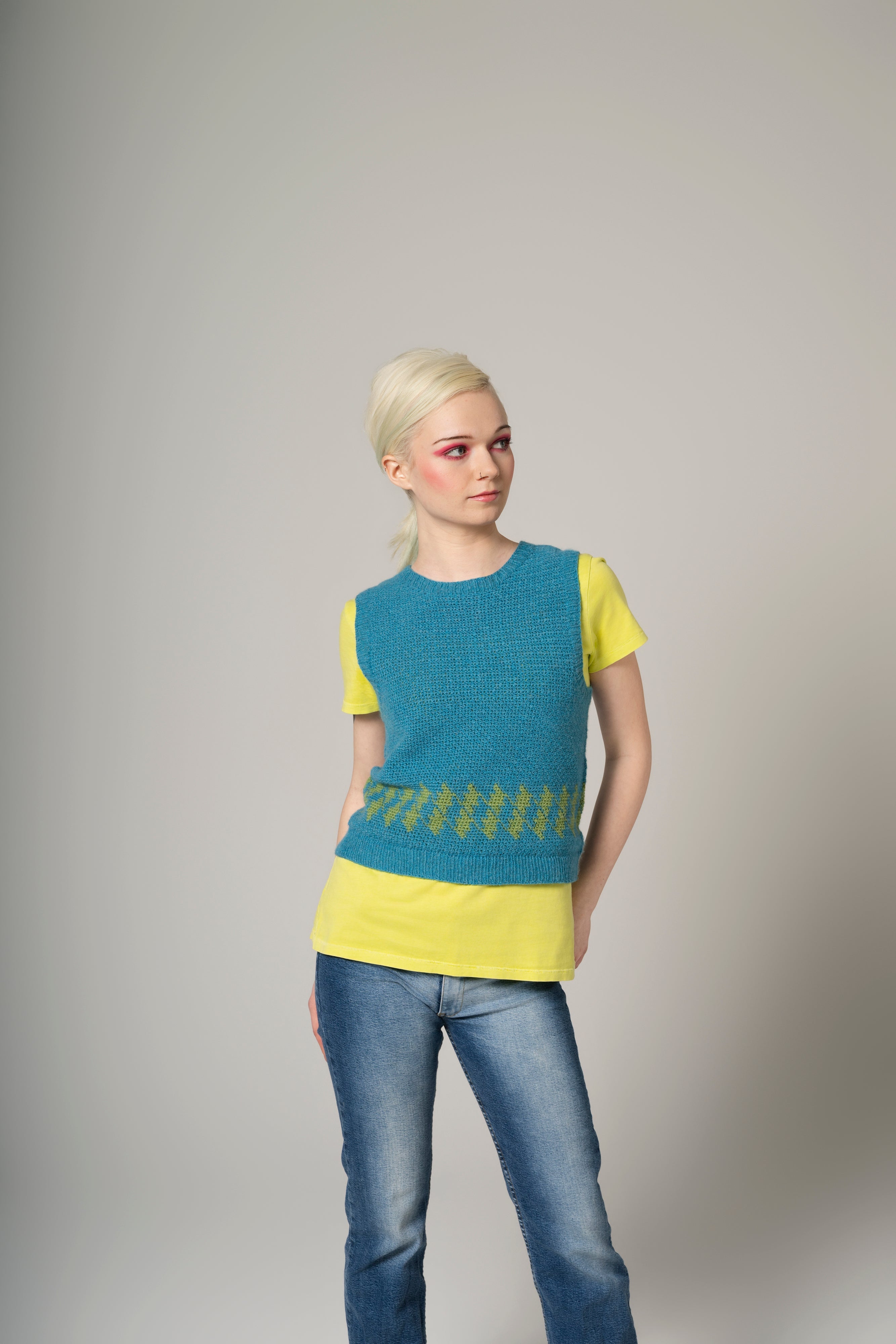 Yarn - The Journal of Scottish Yarns: Volume 9 - Spring/Summer 2026 [print & digital] Frances Tee