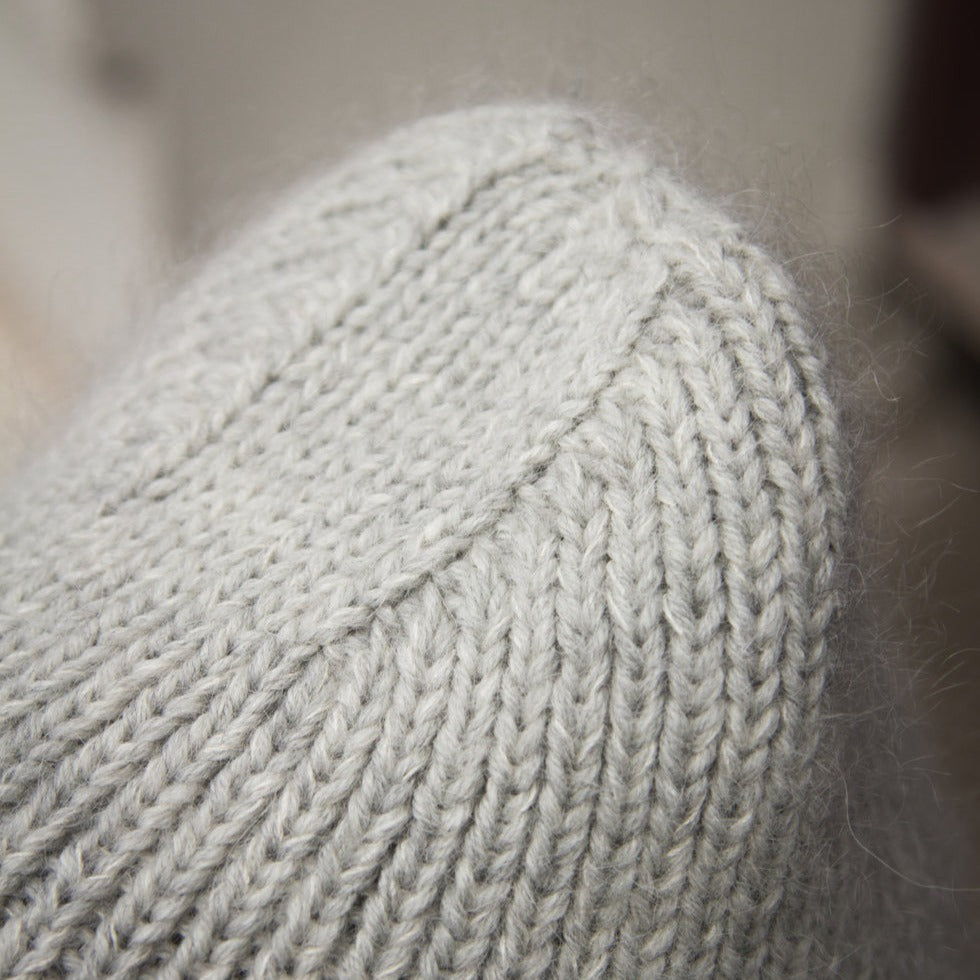 PetiteKnit The Stockholm Hat - Knitting Pattern