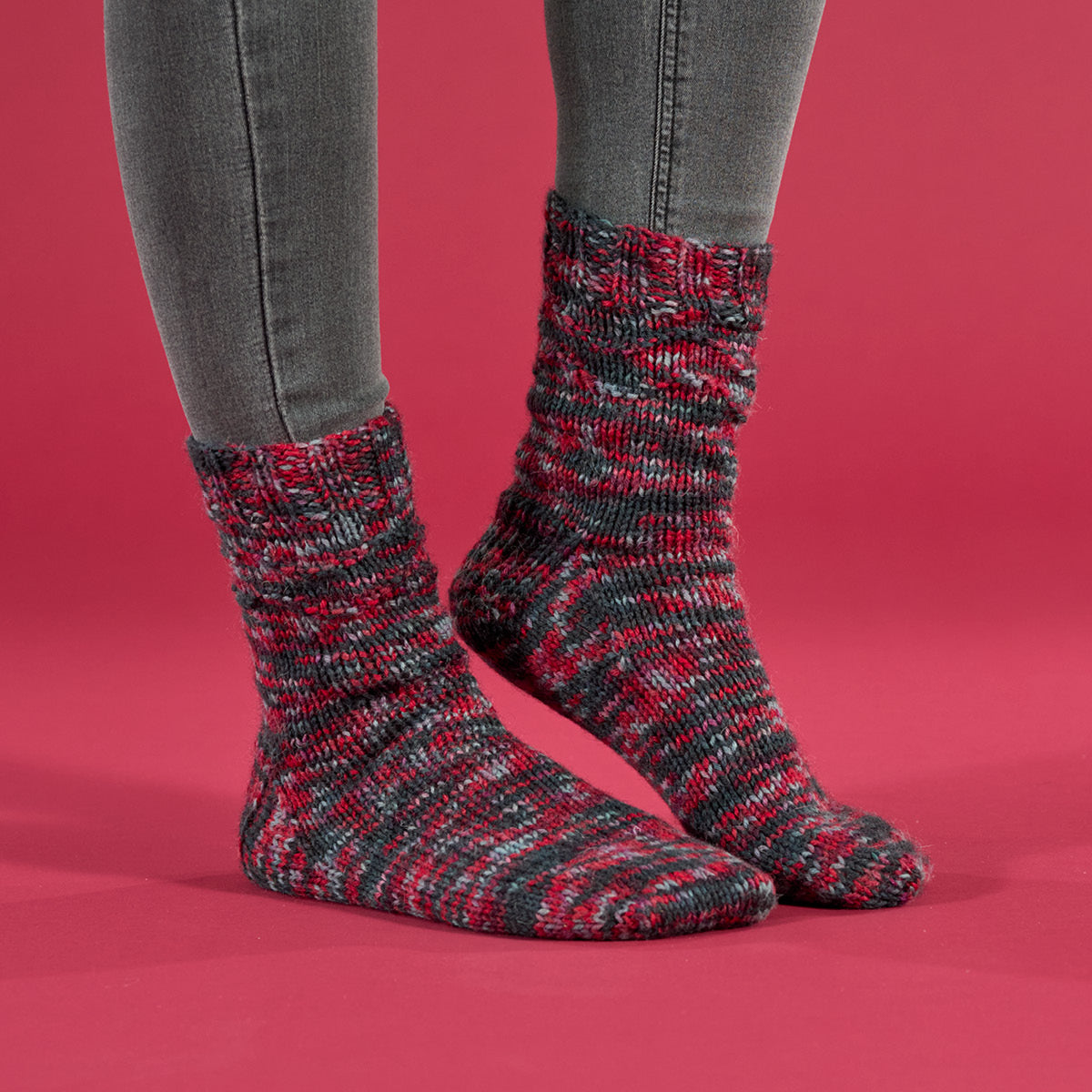 Socks Wave Pattern WYS Sound Waves - Sock Knitting Pattern (FREE PDF download)