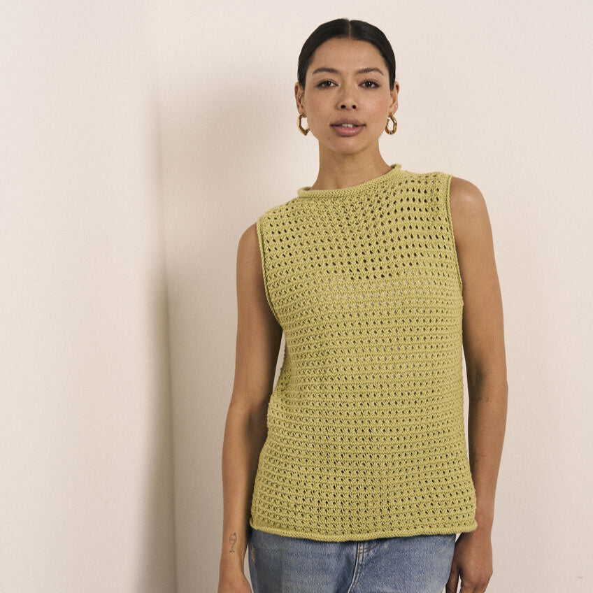 Pull sans manches à la mode chez Rowan Wilhelmine - Modèle de tricot