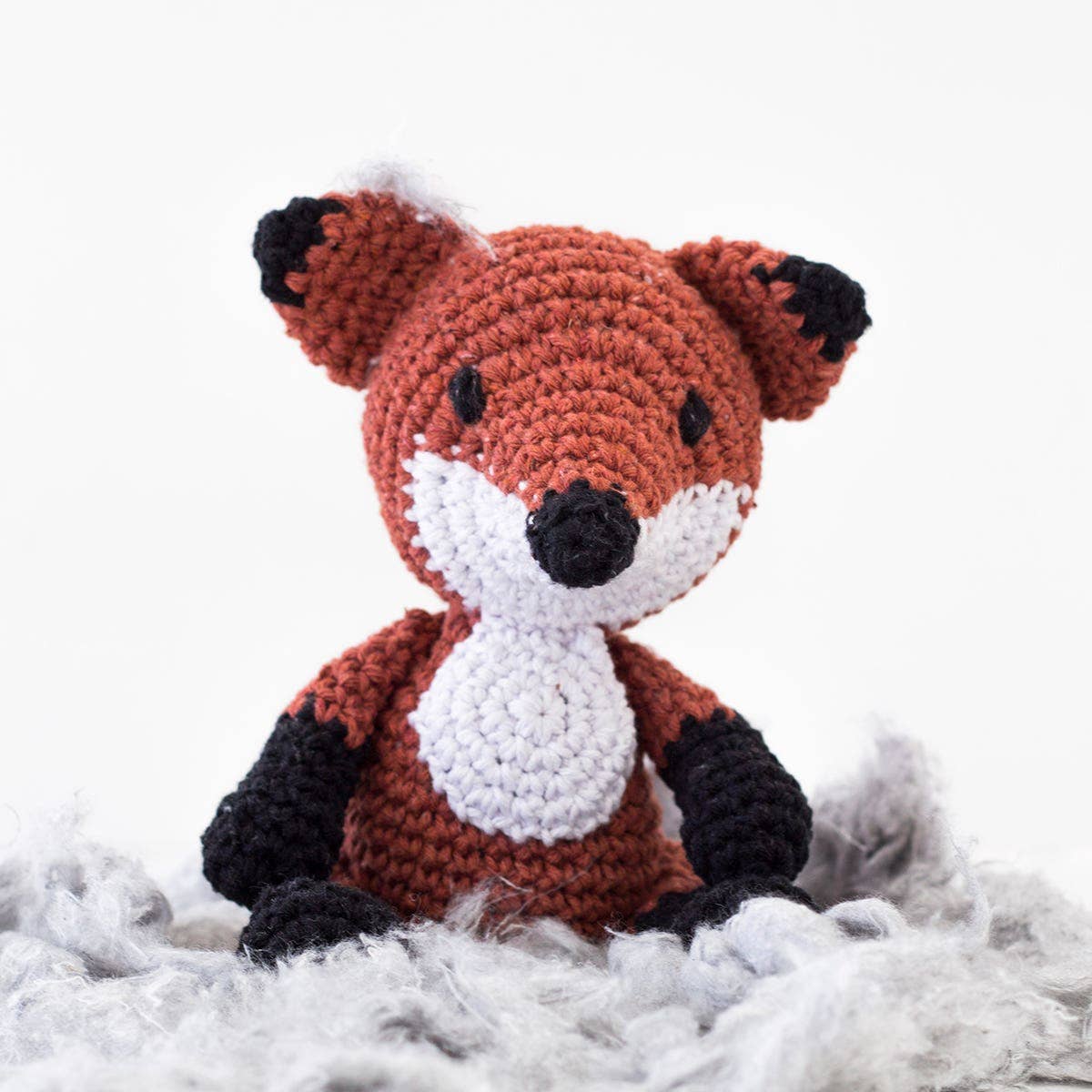 Hoooked Fergie Fox - Crochet Kit