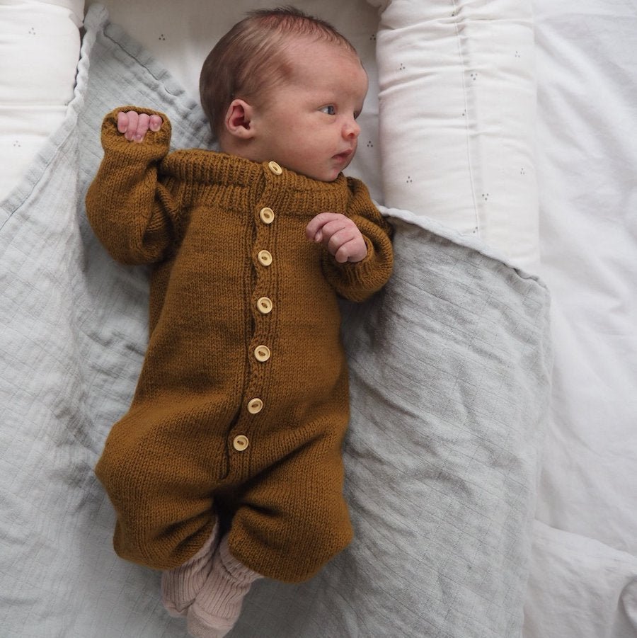 PetiteKnit Anker's Onesie - Modèle de tricot