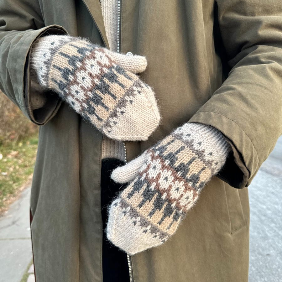 PetiteKnit Celeste Mittens - Knitting Pattern