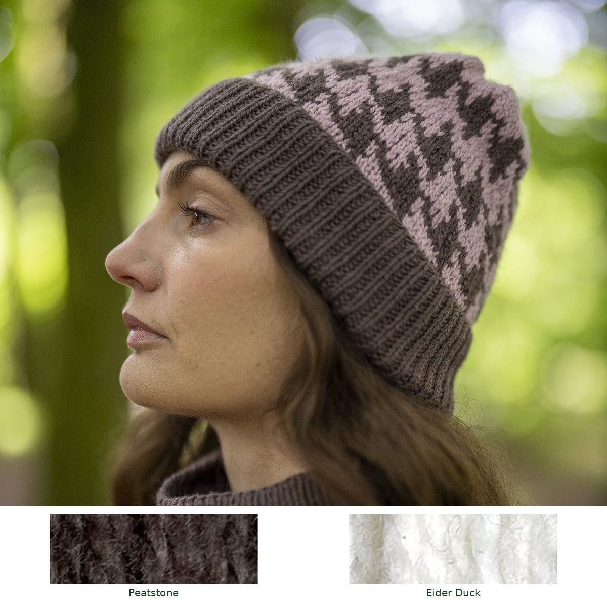 Eglinton Houndstooth Beanie knitting kit in Peatstone and Eider Duck, with both yarn shades shown