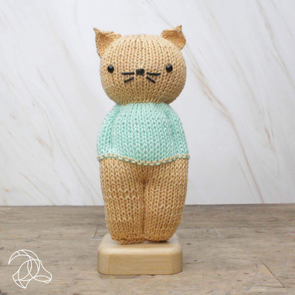 Nora The Cat - Knitting Kit