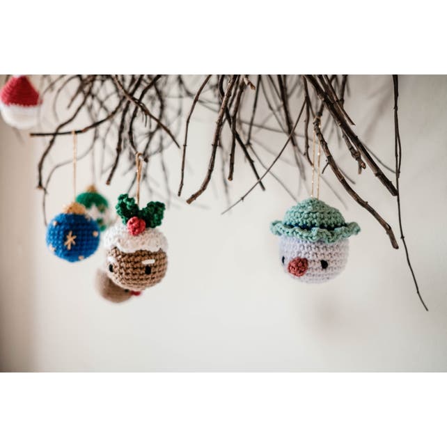 Boules de Noël au pays des merveilles - Kit de crochet