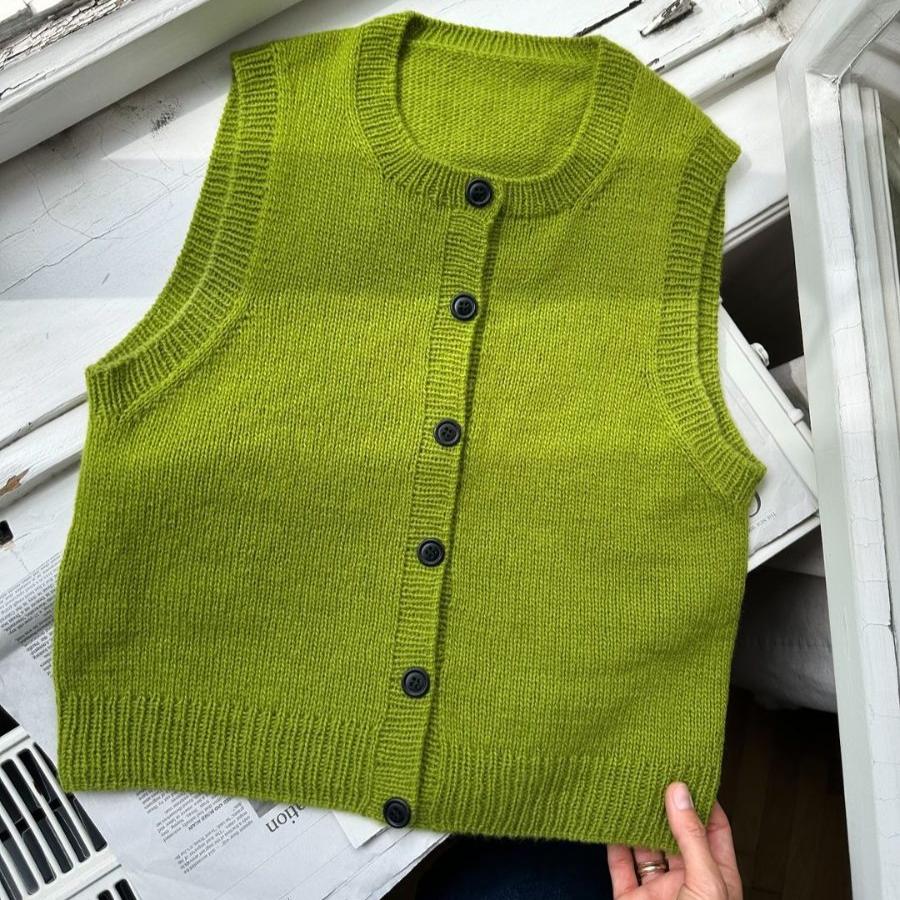 PetiteKnit Maggie Vest - Knitting Pattern