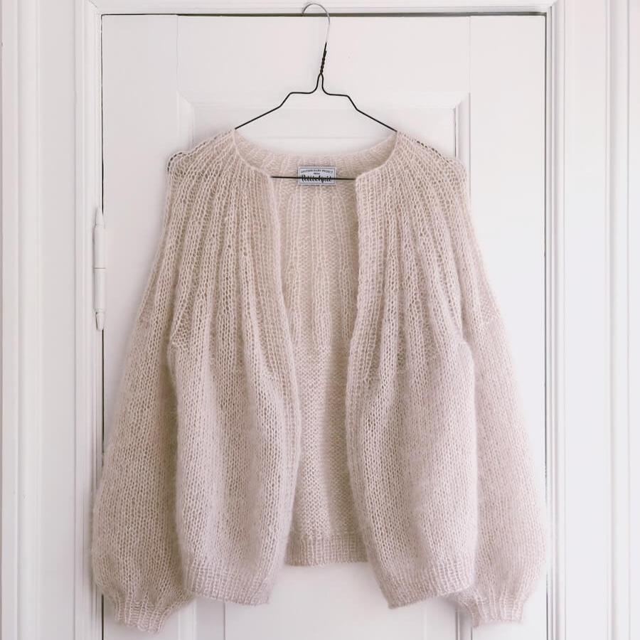 Cardigan du dimanche PetiteKnit - Édition Mohair - Patron de tricot