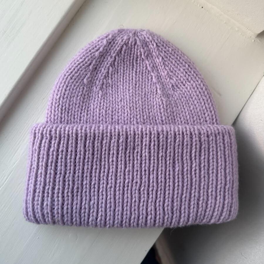 PetiteKnit Weekend Hat - Knitting Pattern