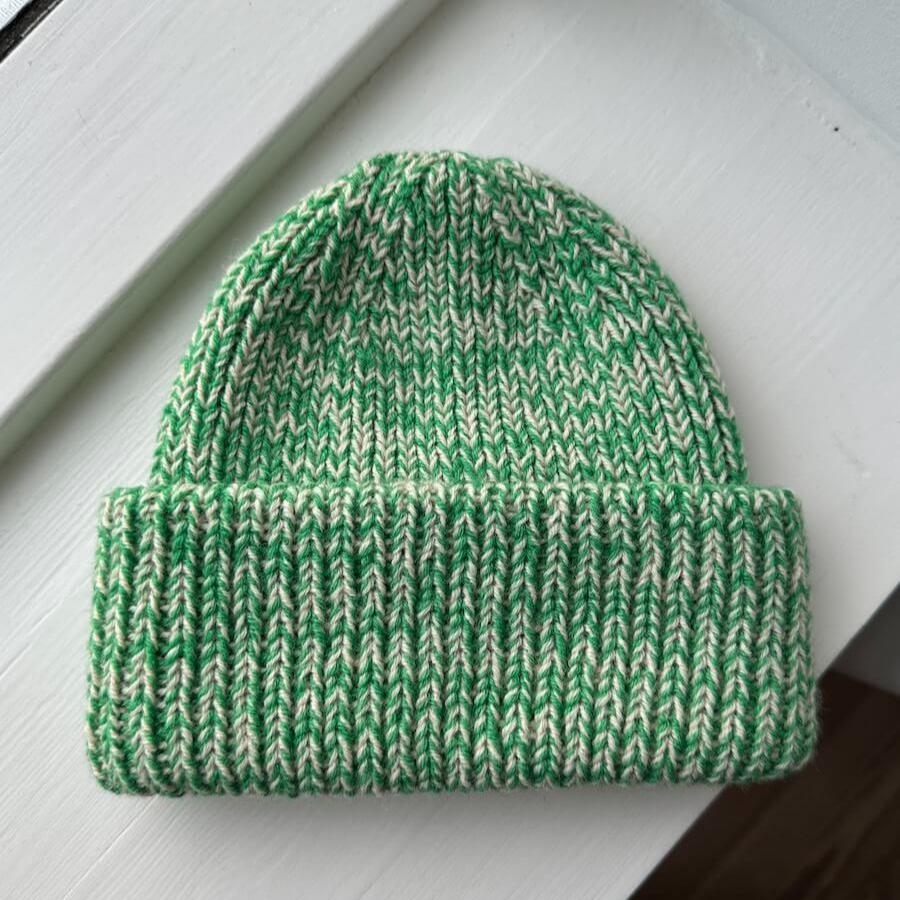 PetiteKnit Weekend Hat - Knitting Pattern