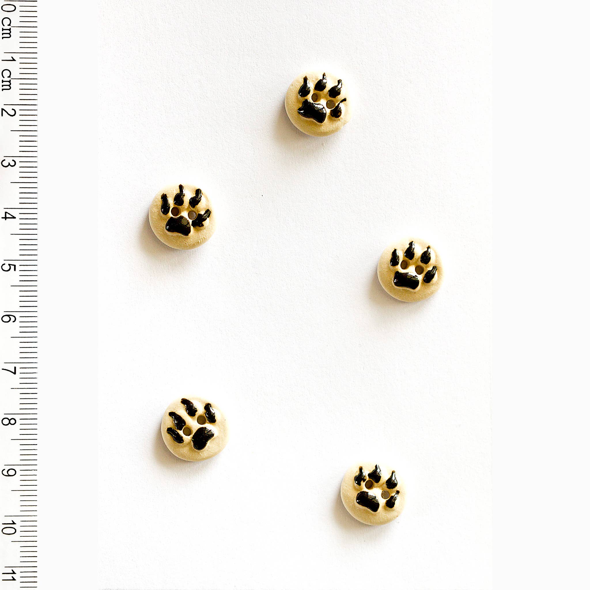 Incomparable Buttons - 5 Paw Print Buttons