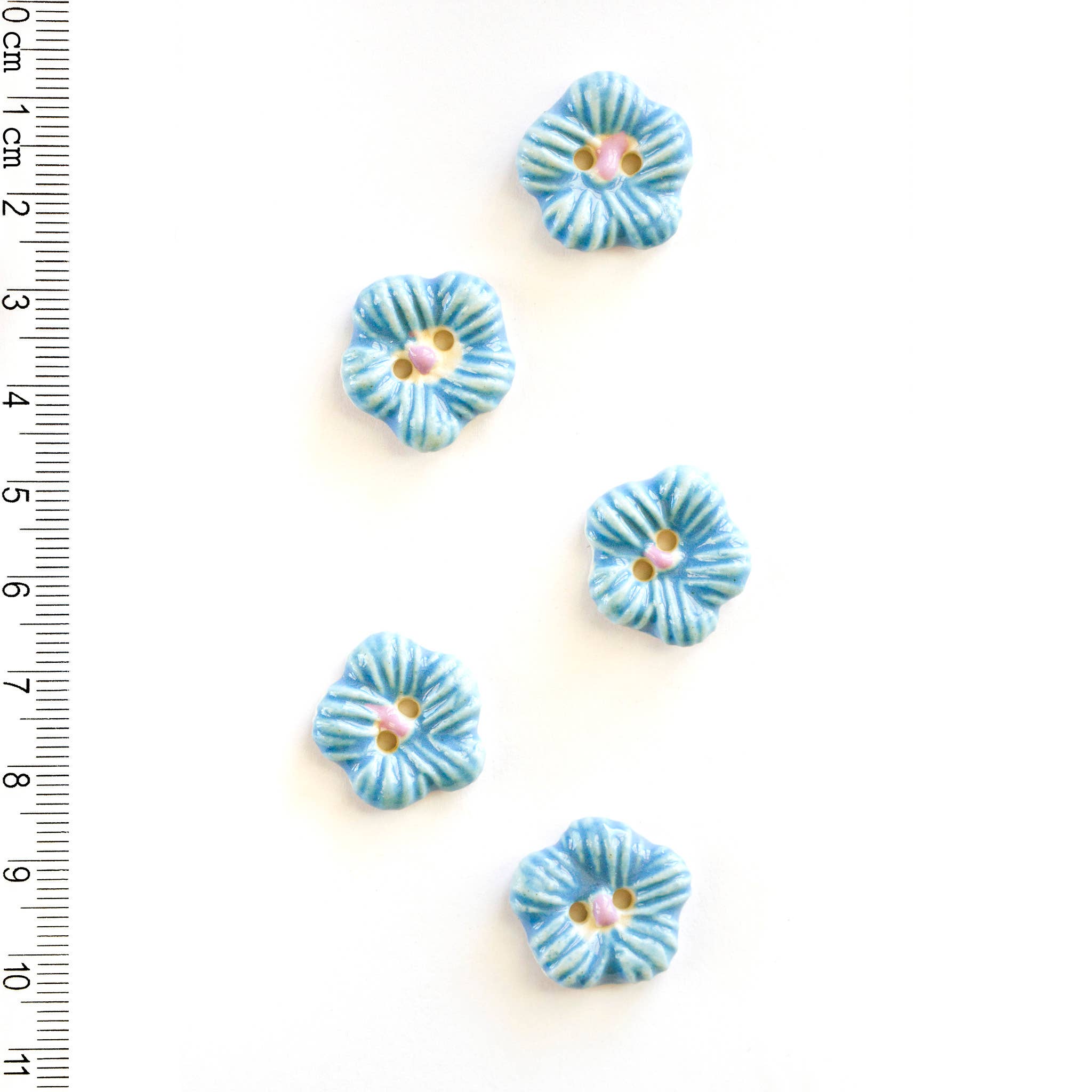 Incomparable Buttons - 5 Blue Flowers