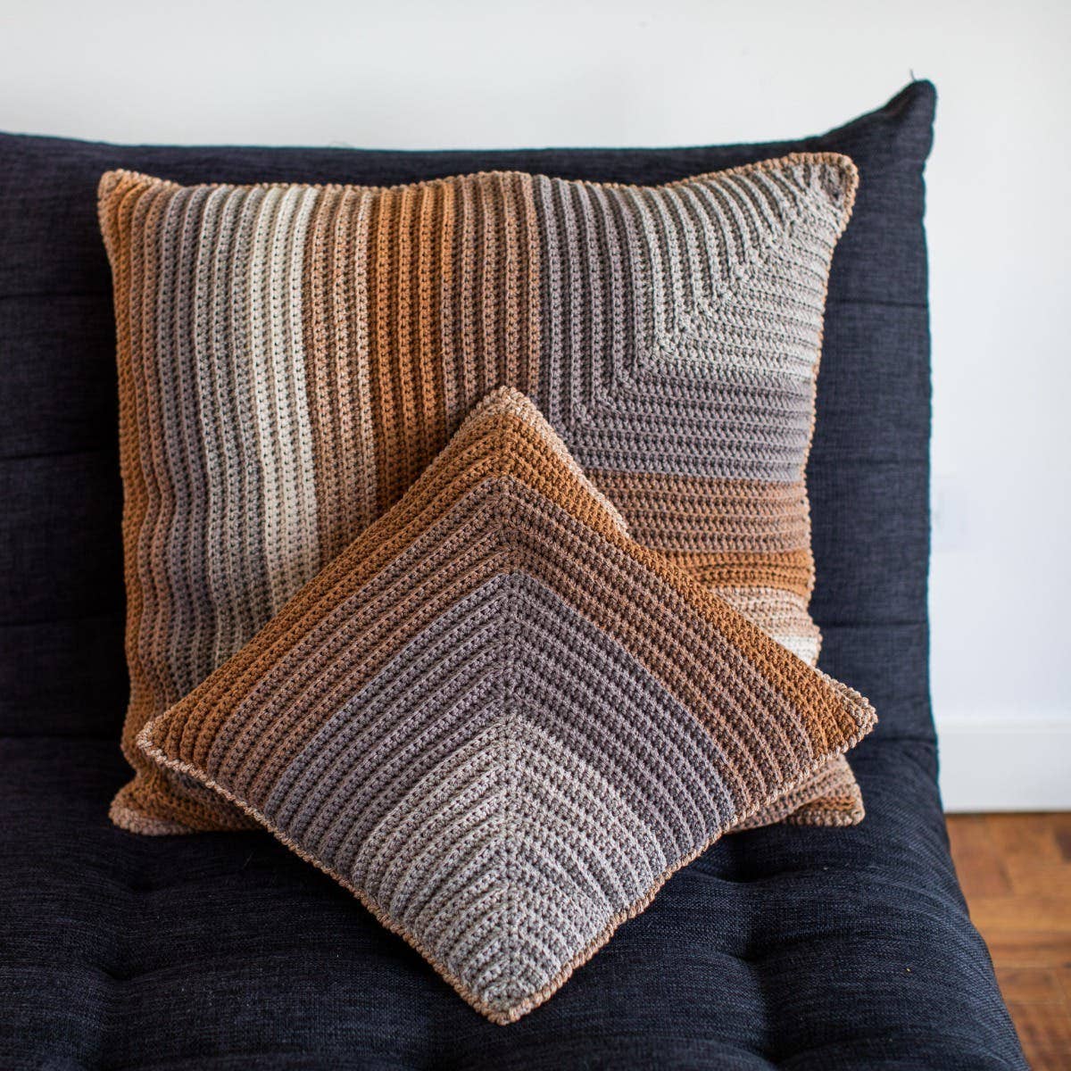 Hoooked Evora Cushion - Crochet Kit