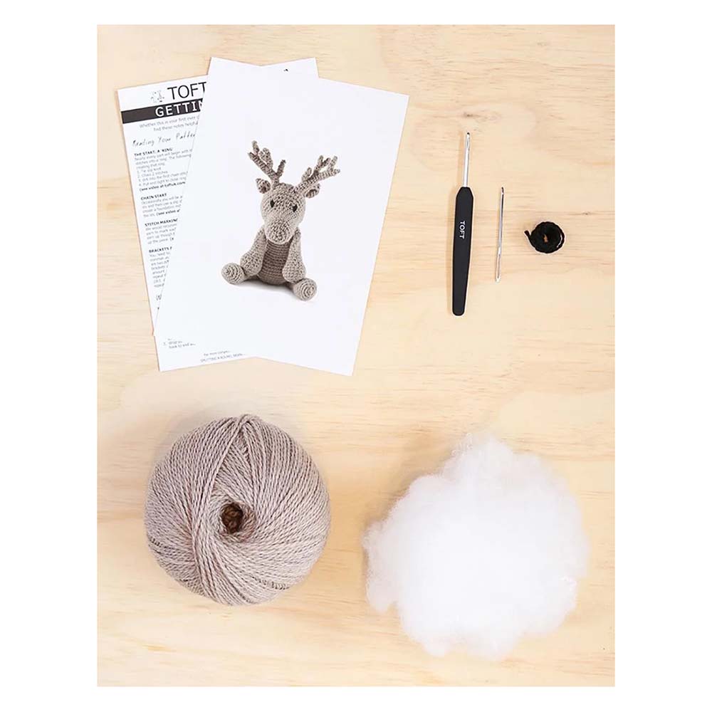 Donna the Reindeer - Crochet Kit